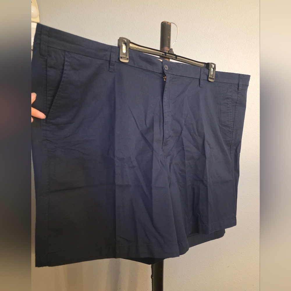 Dockers Men's Navy Flat Front Shorts Size 56